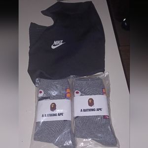 brandnew  A Bape Ape  socks and xl shiesty mask.